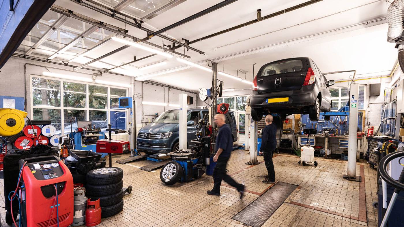 Autobedrijf Sprinkhuizen garage werkplaats Nootdorp